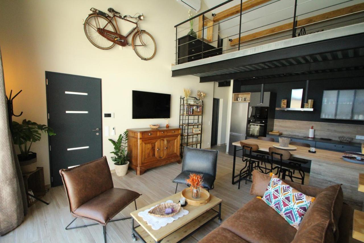 Villa Loft Lou Pitchoun Saint-Étienne-du-Grès Exterior foto