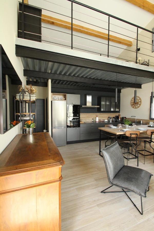 Villa Loft Lou Pitchoun Saint-Étienne-du-Grès Exterior foto