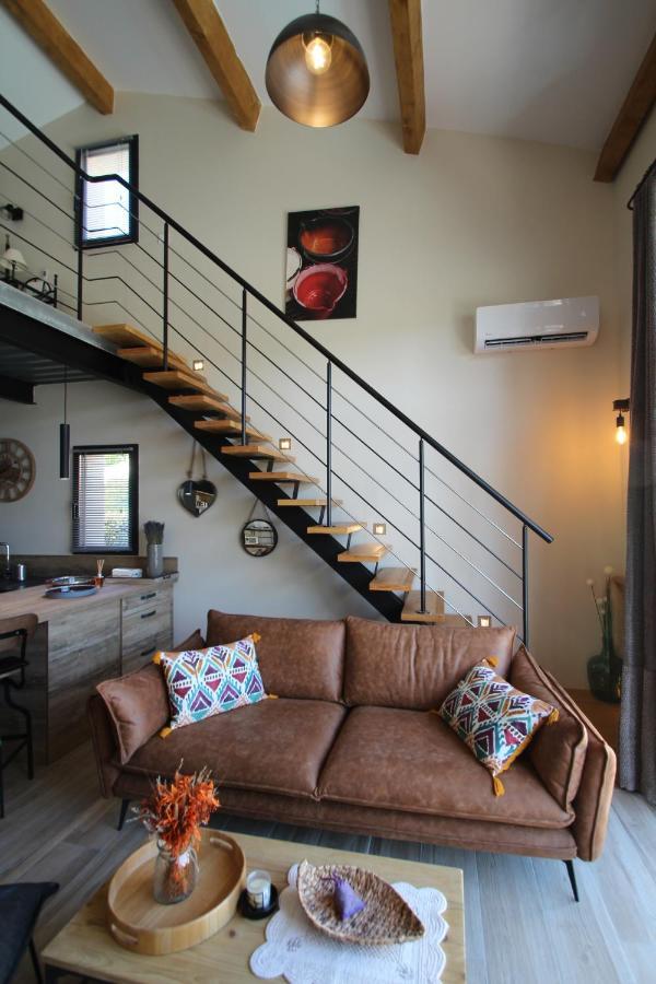 Villa Loft Lou Pitchoun Saint-Étienne-du-Grès Exterior foto