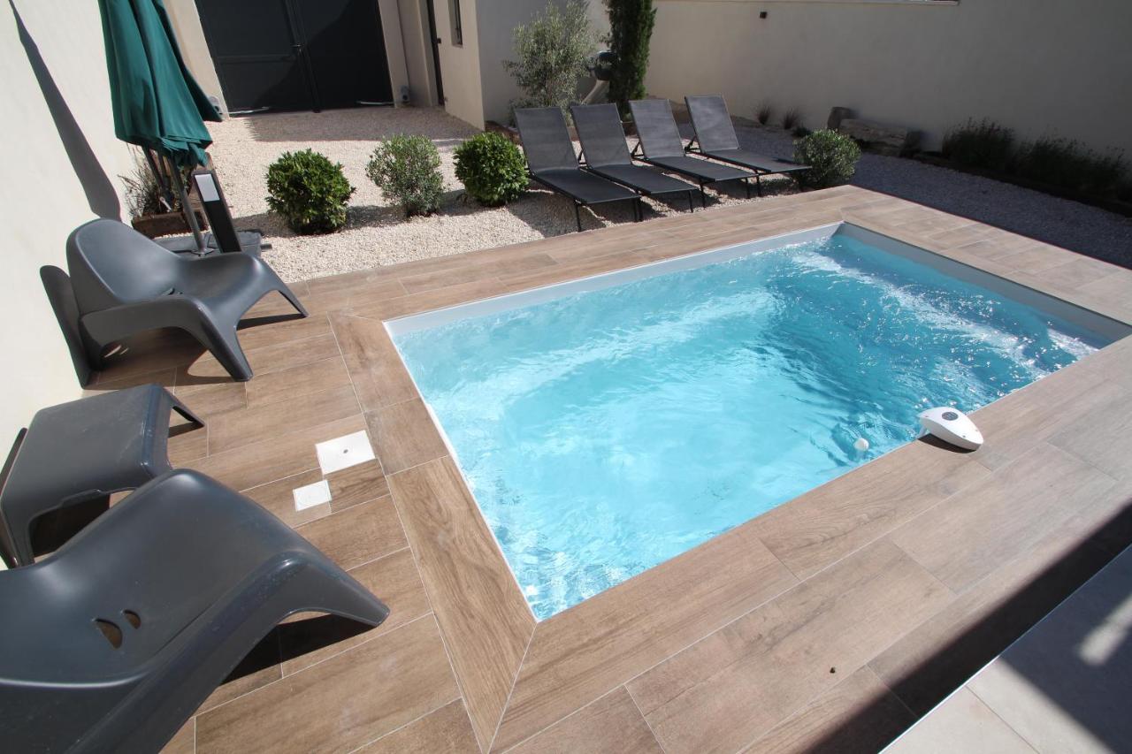 Villa Loft Lou Pitchoun Saint-Étienne-du-Grès Exterior foto